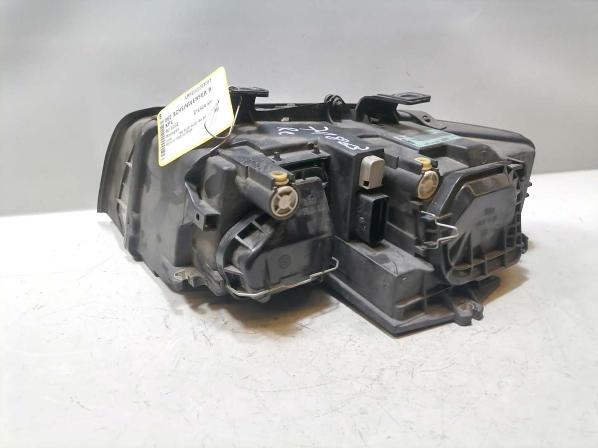 Audi A4 8E B6 original Scheinwerfer vorn rechts Halogen Bj.2002